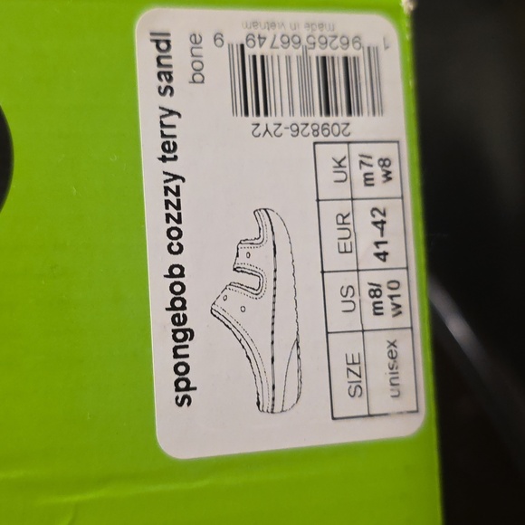NEW in Box RARE Spongebob Squarepants Crocs - Picture 4 of 6